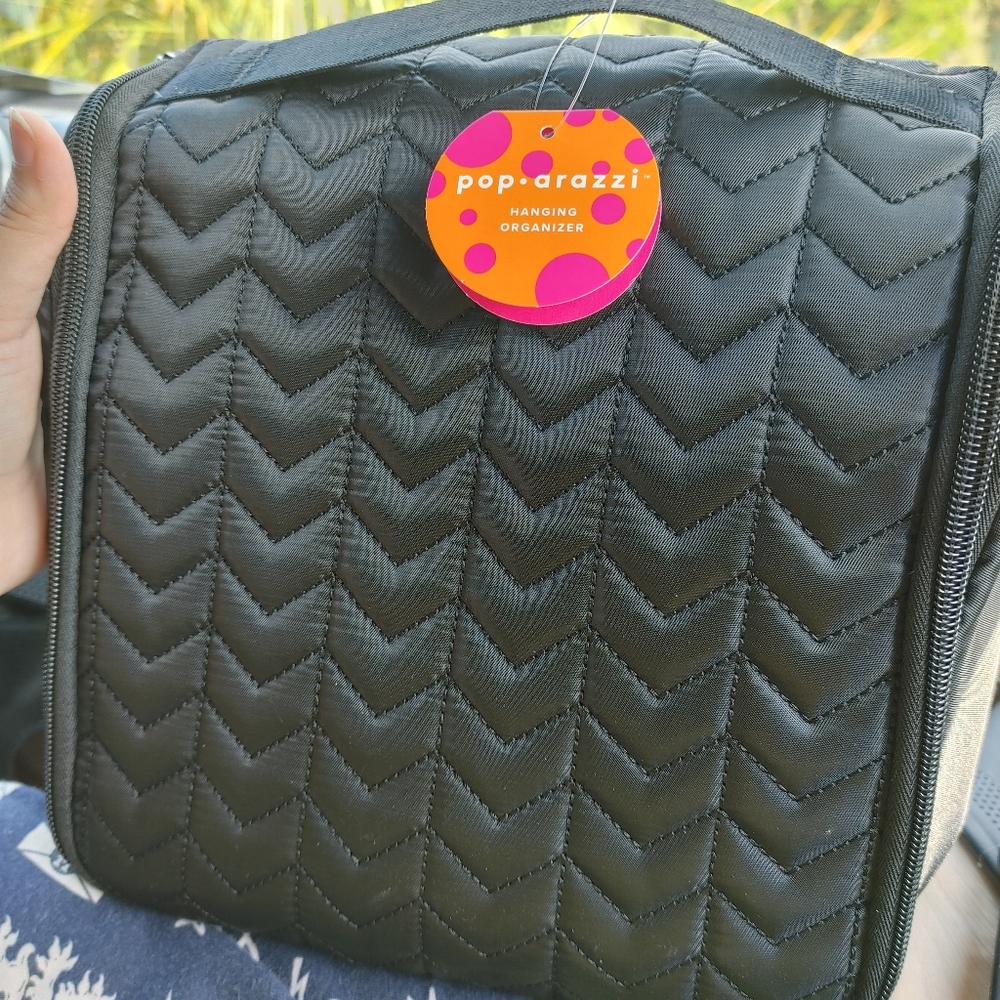 Paparazzi hanging organizer bag